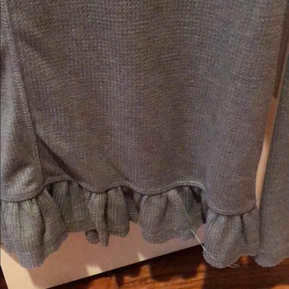 Juniors top - Picture 3 of 3